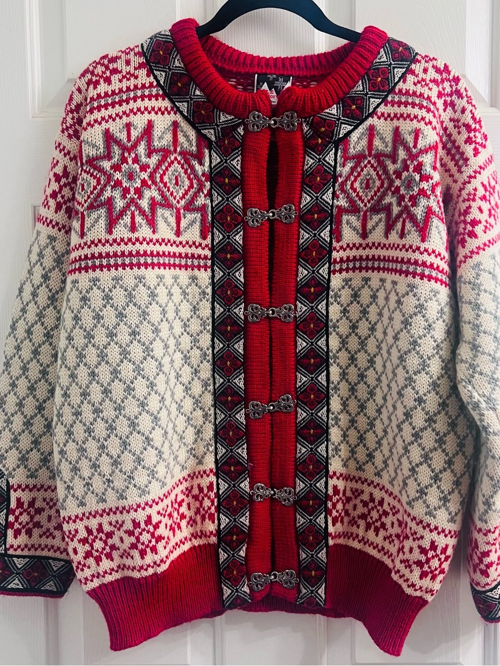 Vintage Dale of Norway Pure Wool Cardigan – Cottagecore Nordic Knit